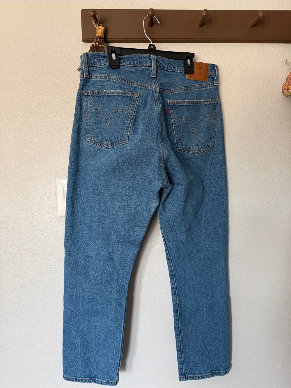Levi's Women’s Relaxed Straight Jeans - Medium Blue Denim